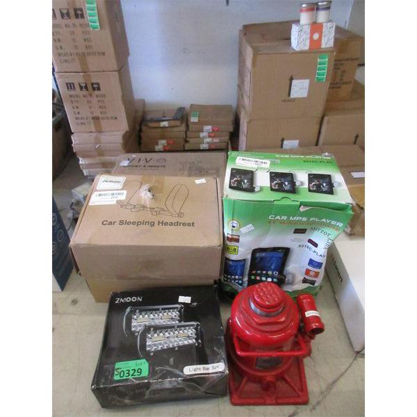 5 Piece Lot of Assorted Car Tools & Accessories