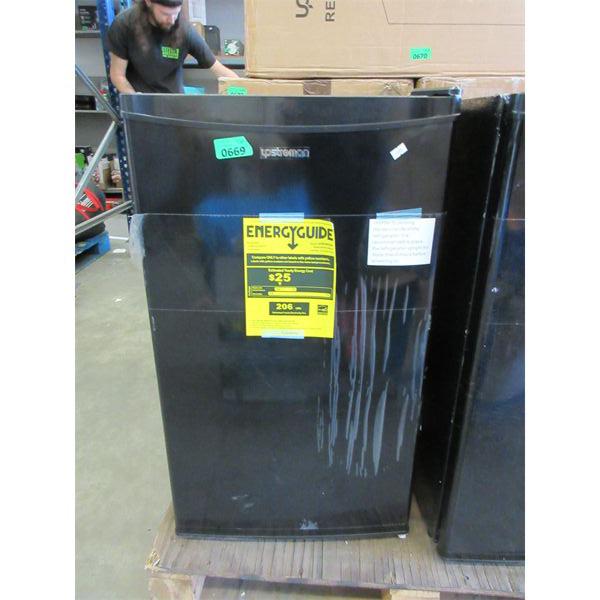 New Black Upstreman 3.2 Cubic Ft. Refrigerator