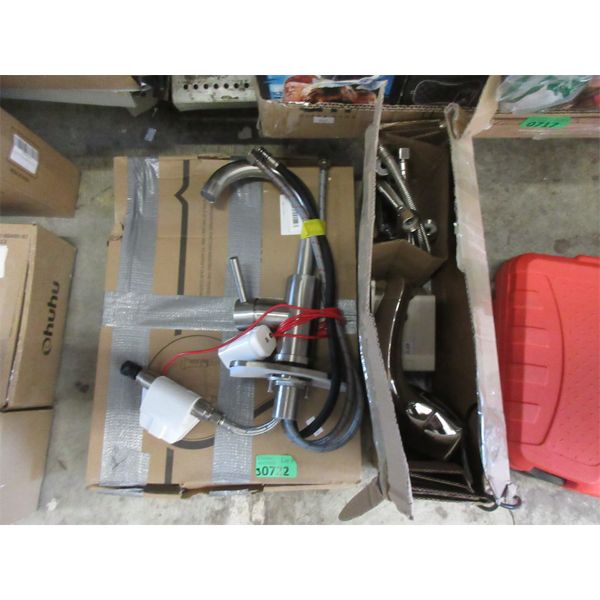 3 Assorted Faucet Sets 