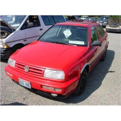 94 VOLKSWAGON JETTA GL 5SPD 4DR EXMT.                                 