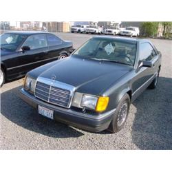 90 MERCEDES 300CE 2DR EXMT.                                           