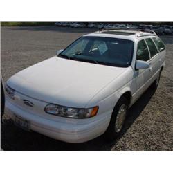 94 FORD TAURUS 4DR S/W EXMT.                                          