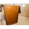 Image 5 : Vintage Leather Briefcase