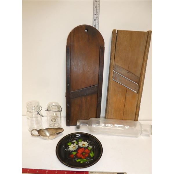 2 Cabbage Slicer, Glass Rolling Pi, etc.