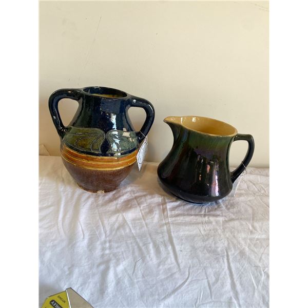Drop glaze pitcher and pottery jug