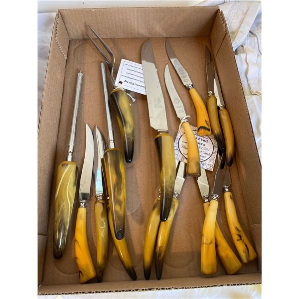 Steak knives and carving set