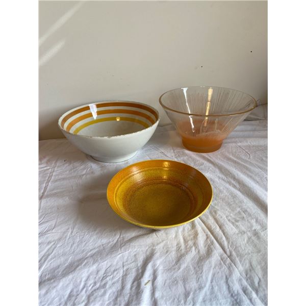 Blendo bowl, Maidstone pottery bowl etc