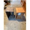 Image 1 : Two wood crates