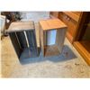 Image 2 : Two wood crates