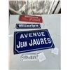 Image 1 : Tin enamel and wood signs