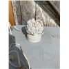 Image 1 : Porcelain lamp