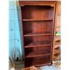 Image 1 : Book shelf 32.5"x72"x13" deep
