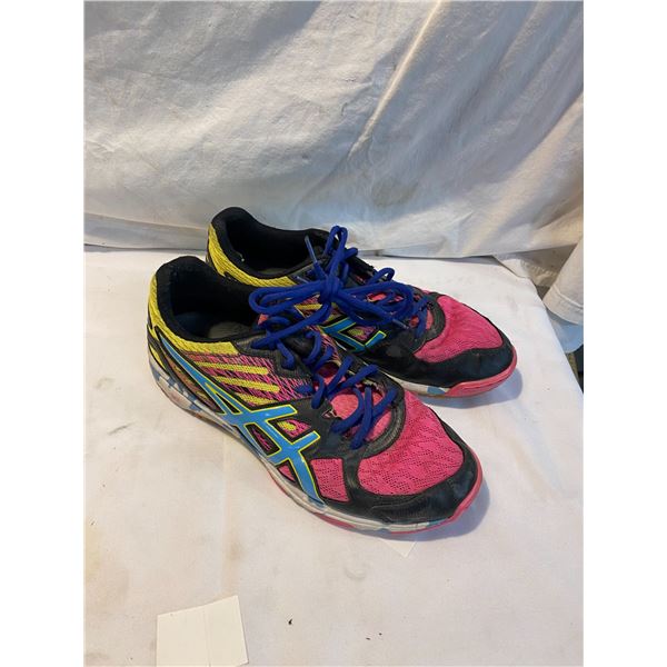 ASICS size 10