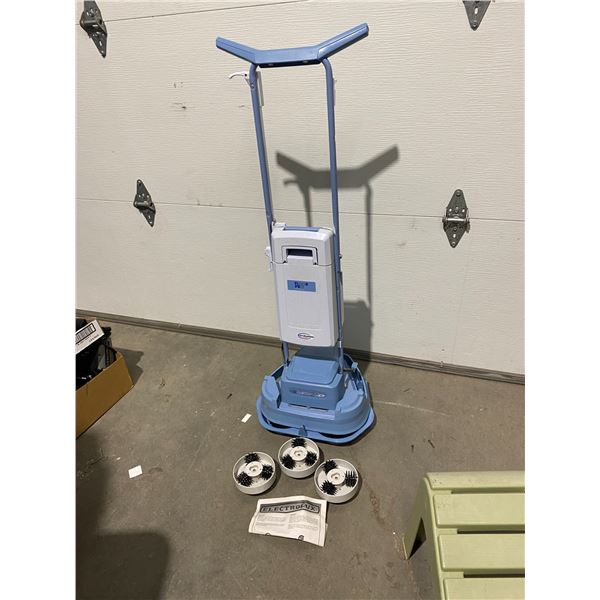 Floor polisher