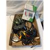 Image 1 : Cables and controllers