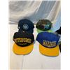 Image 1 : 4 caps
