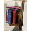 Image 1 : Lot of books