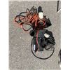 Image 1 : Pumps