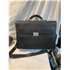 Image 1 : Bugatti office bag