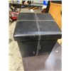 Image 1 : Storage ottoman