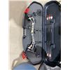Image 1 : Bear apprentice 111 bow arrows and case smaller