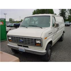 89 FORD ECONO CARGO VAN EXMT.                                         