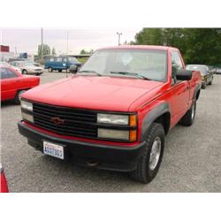 *92 CHEVROLET 1500 4X4 4SPD P/U EXMT.                                 
