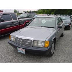 87 MERCEDES 190 4DR EXMT.                                             