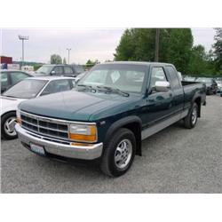 *96 DODGE DAKOTA SLT 5SPD EXT CAB P/U 063,441 ACTUAL                  