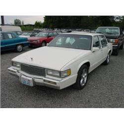 90 CADILLAC DEVILLE SEDAN EXMT.                                       
