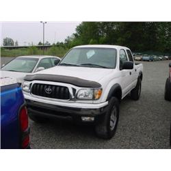*02 TOYOTA TACOMA P/U 4X4 4DR 40,640 ACTUAL                           