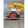 Image 3 : DeWalt 5.5" cordless circular saw no battery no charger model# DC390