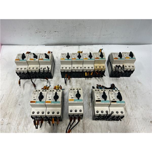 Lot of Siemens Contactors (See Pics)