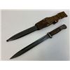 Image 4 : WWII GERMAN COMBAT K98 BAYONET MATCHING NUMBERS 43 asw WITH LEATHER FROG