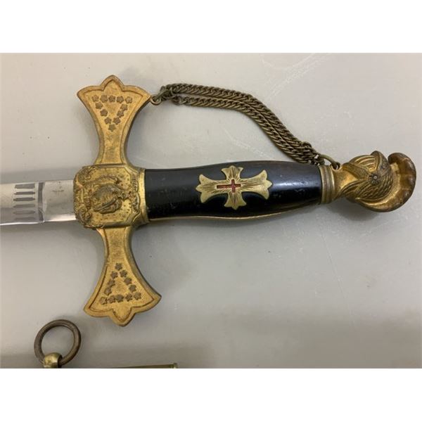 ANTIQUE ROYAL ARCH COMMANDER RARE "ROOSTER" SWORD