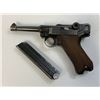 Image 9 : WWII NAZI GERMAN P08 LUGER 1939 DATE PISTOL 9MM