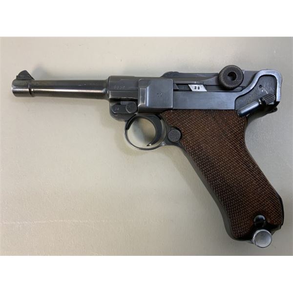 WWII NAZI GERMAN P08 LUGER 1939 DATE PISTOL 9MM