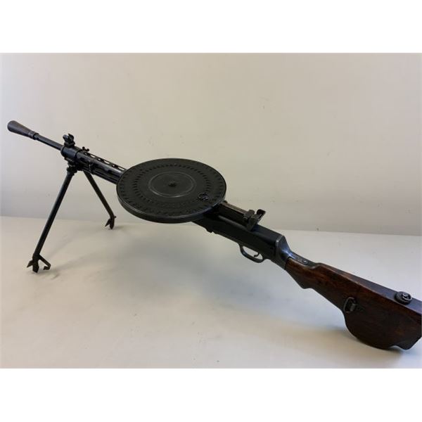 WWII RUSSIAN DP 28 DEGTYAREV DISPLAY MACHINE GUN DUMMY