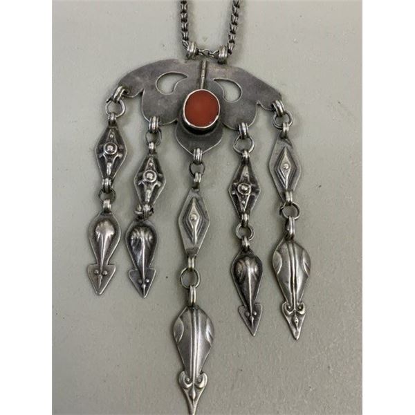 ANTIQUE RUSSIAN CAUCASIAN SILVER CARNELIAN DECORATED NECKLACE