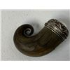 Image 8 : ANTIQUE EARLY 1800S CARVED SCOTTISH HORN POWDER SNUFF SILVER REPOSE WORK
