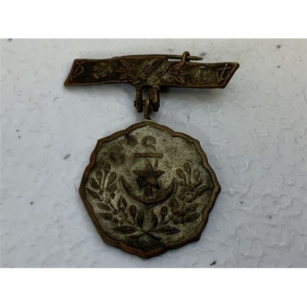 WWII JAPANESE MEDAL AIKOKU FUJINKAI MEMBERSHIP BADGE
