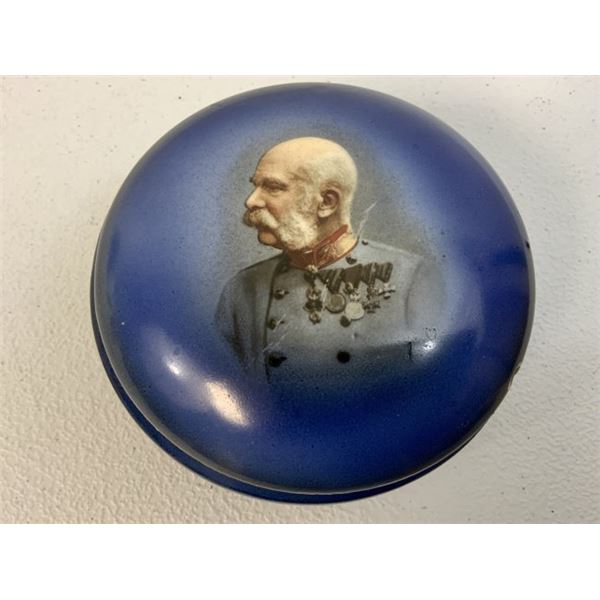 AUSTRIA HUNGARY EMPIRE HUNGARIAN MADE PORCELAIN BOX WITH EMPEROR ON THE LID