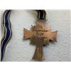 Image 2 : NAZI GERMANY MOTHERS CROSS IN BRONZE DECORATION