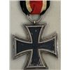 Image 2 : WWII GERMAN IRON CROSS 2nd CLASS MEDAL WITH RIBBON