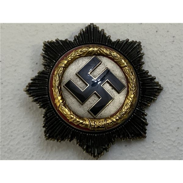 WWII GERMAN GERMAN CROSS IN GOLD