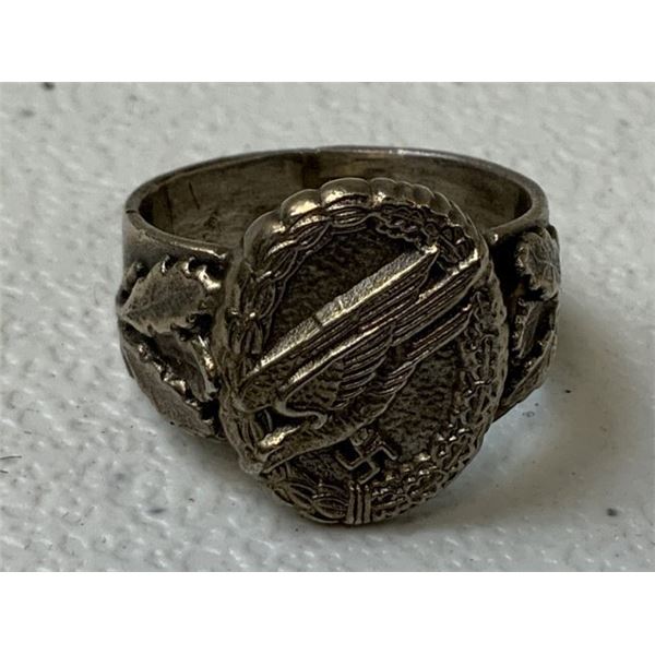 WWII GERMAN LUFTWAFFE PARATROOPER SILVER RING WITH OAK LEAVES