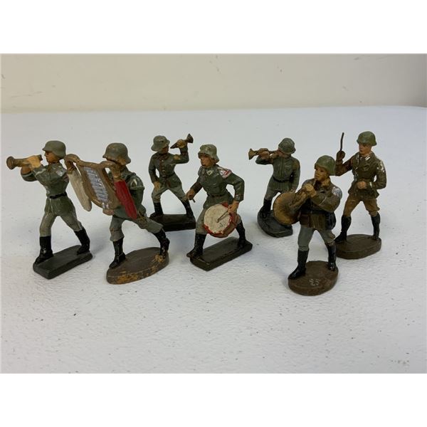 GERMAN NAZI PERIOD LINEOL / ELASTOLIN TOY SOLDIERS ARMY LOT OF 7