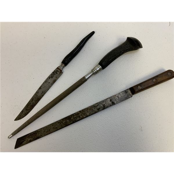 VINTAGE KNIVES AND SHARPENING TOOL CATTARAUGUS VANADIUM