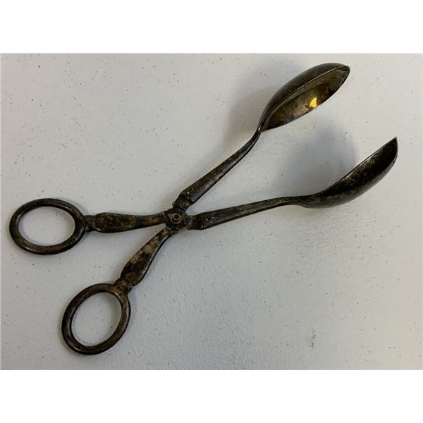 VINTAGE ENGLISH SHEFFIELD ENGLAND SILVER SERVING TONG