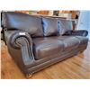 Image 2 : Beautiful Leather Couch
